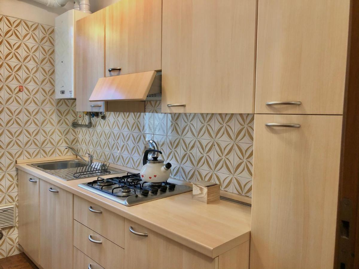 Jolly Apartments Сірміоне Екстер'єр фото