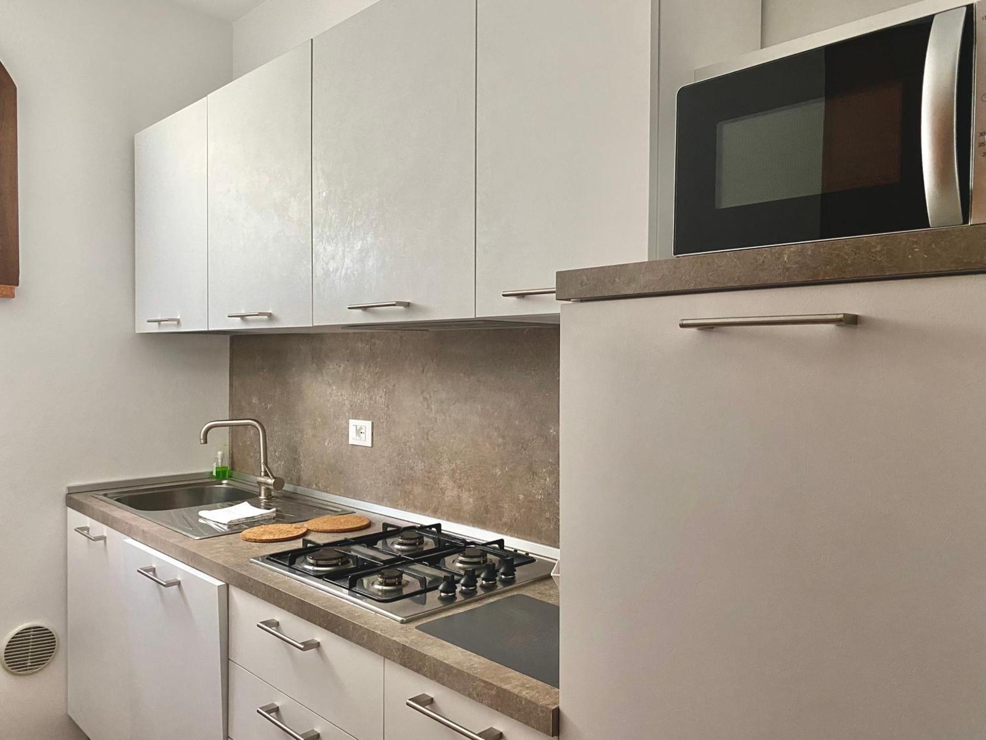 Jolly Apartments Сірміоне Номер фото